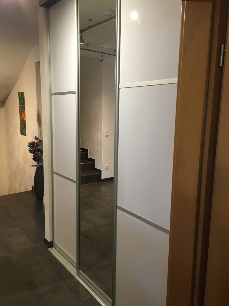 Einbauschrank